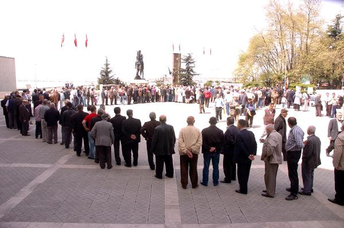 Tavuklu Pilav Kuyruğu