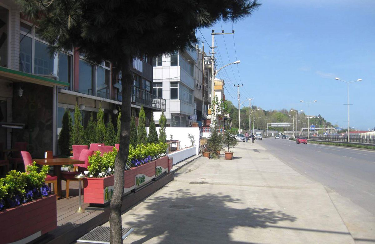 Trabzon Belediyesi Reklam Tabelalarını Kaldırdı