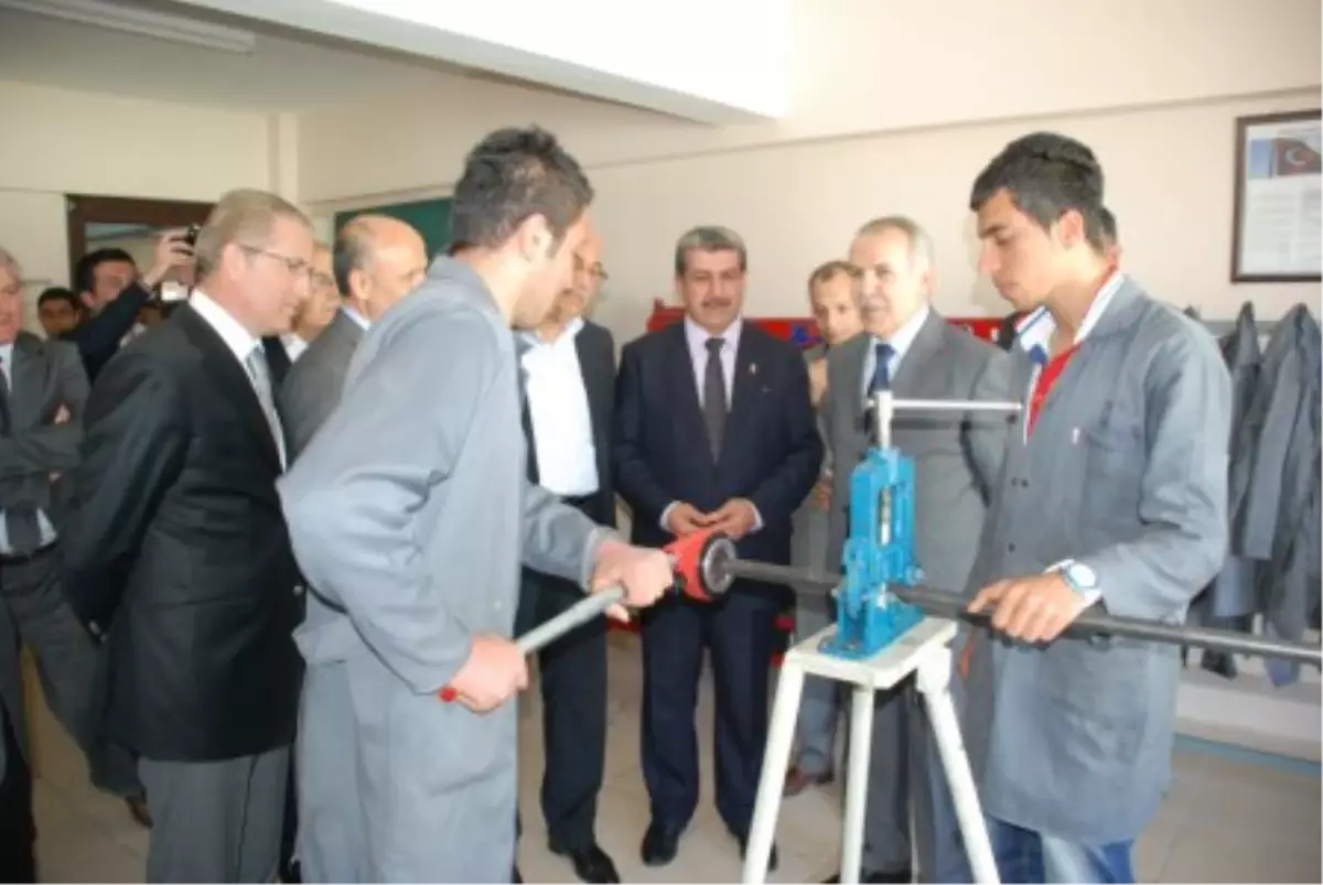 Yerelden Genele Dezavantajlı Gruplar İçin Mesleki Eğitim