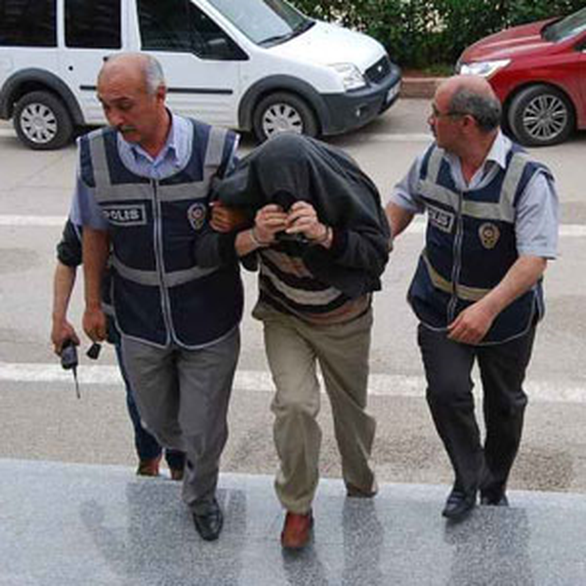 30 Ayrı Suçtan Aranan Zanlı Yakalandı