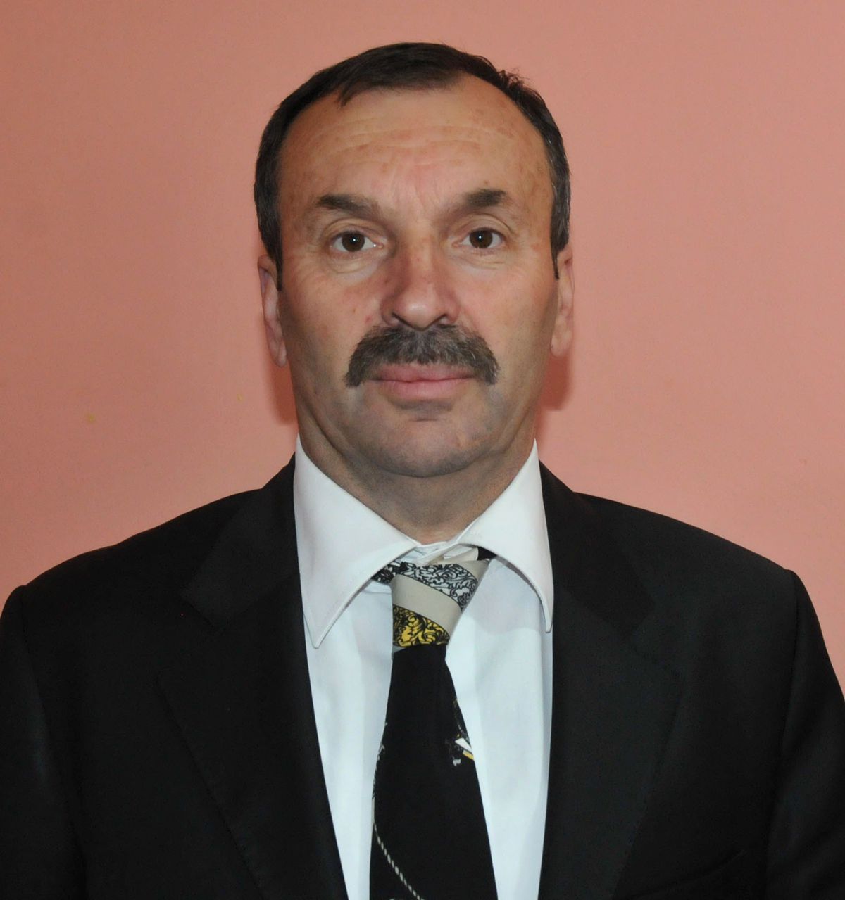 Akçakoca\'da Esnaflar Kaldırım İşgallerinde Esneme İsteniyor