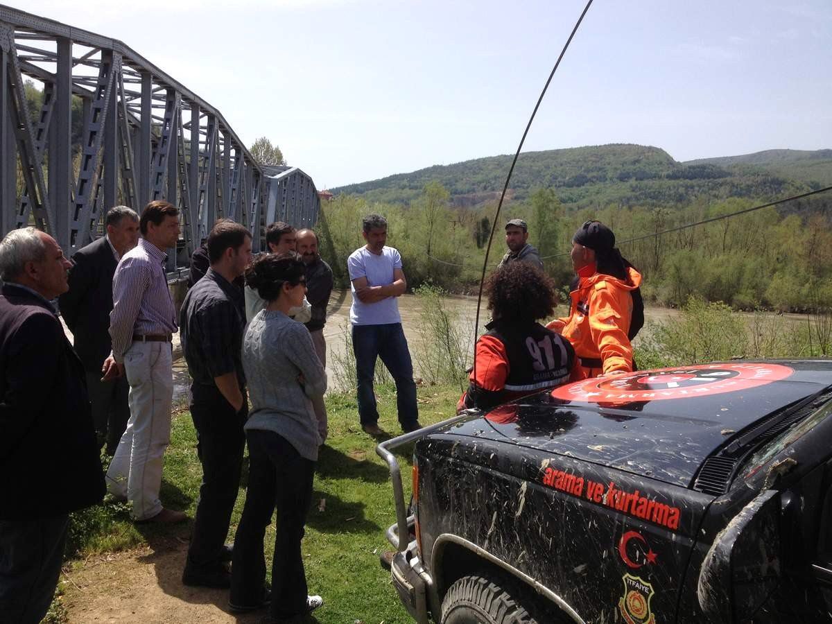 Bandırma 911 Arama Kurtarma Derneği Filyos Çayında Rafting Botları ile Arama Yapacak