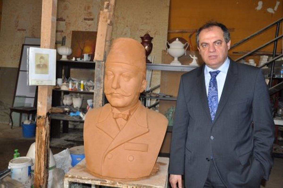 Belediye Başkanlarının Büstleri Yapılıyor