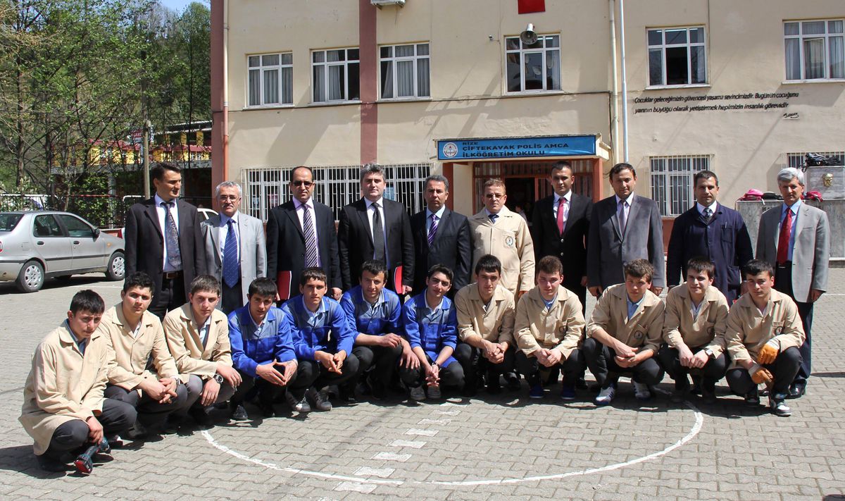 Bu Öğrenciler Gönüllü Çalışıyor
