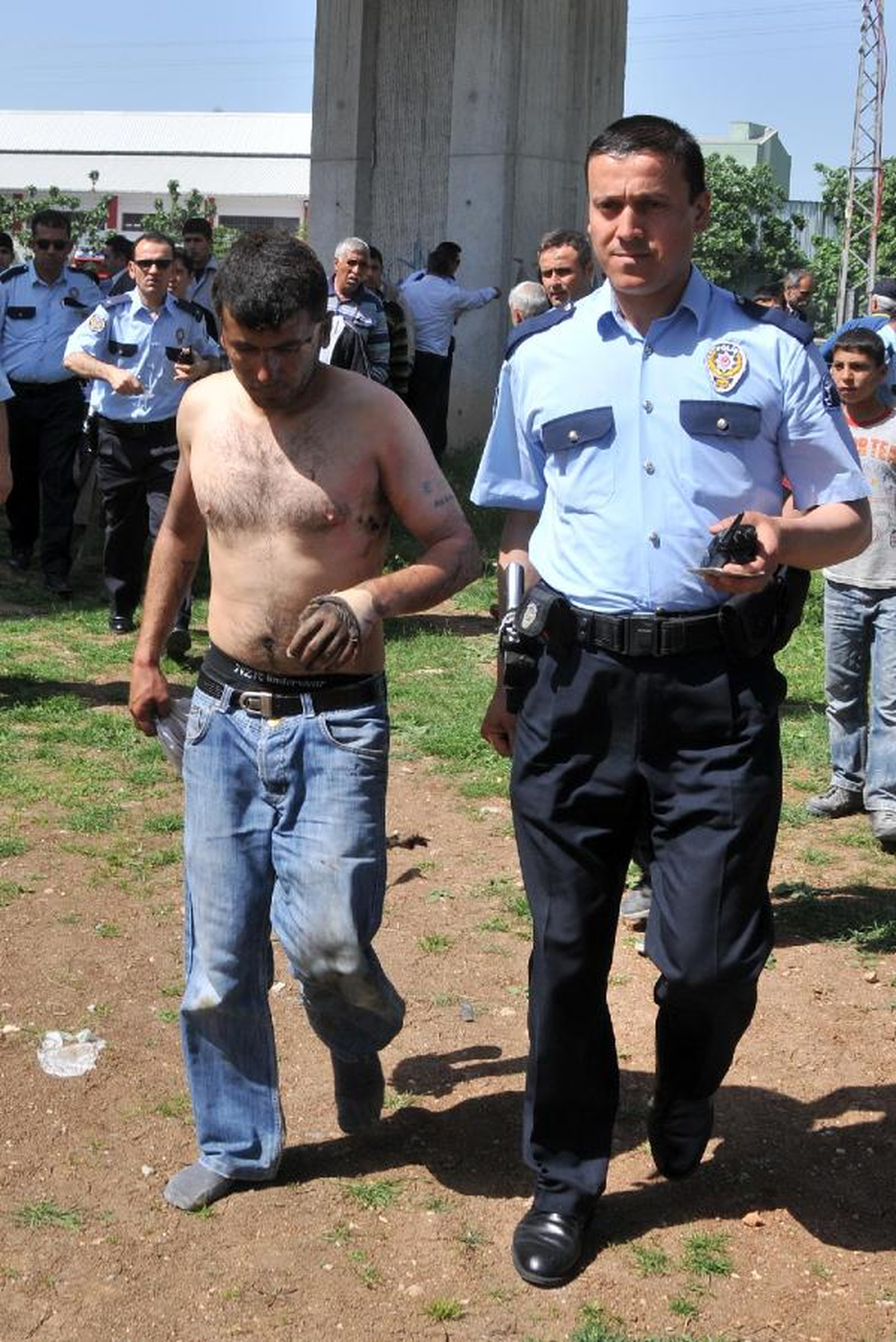 Tinerciyi Diri Diri Yaktılar