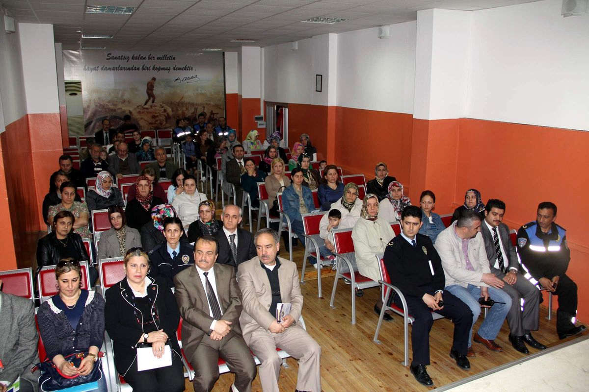 Hançerli Mahallesi\'nde Huzur Toplantısı