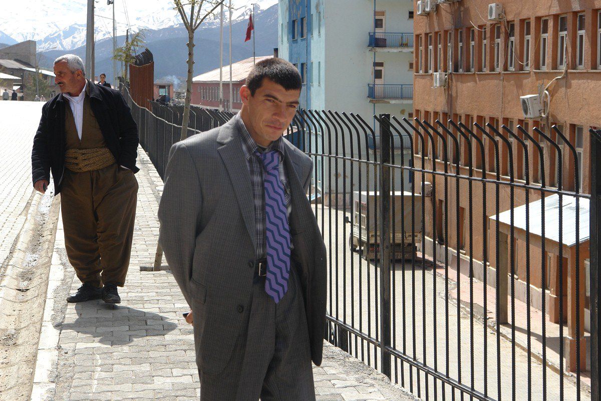 Hızını Alamayan Kamyon Okul Bahçesine Daldı