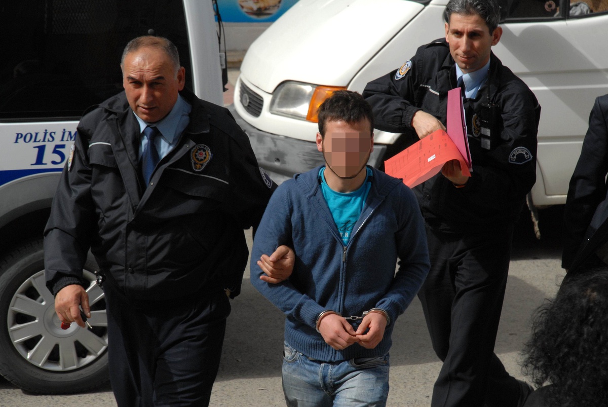 Kavgaya Karışan Genç Gözaltına Alındı