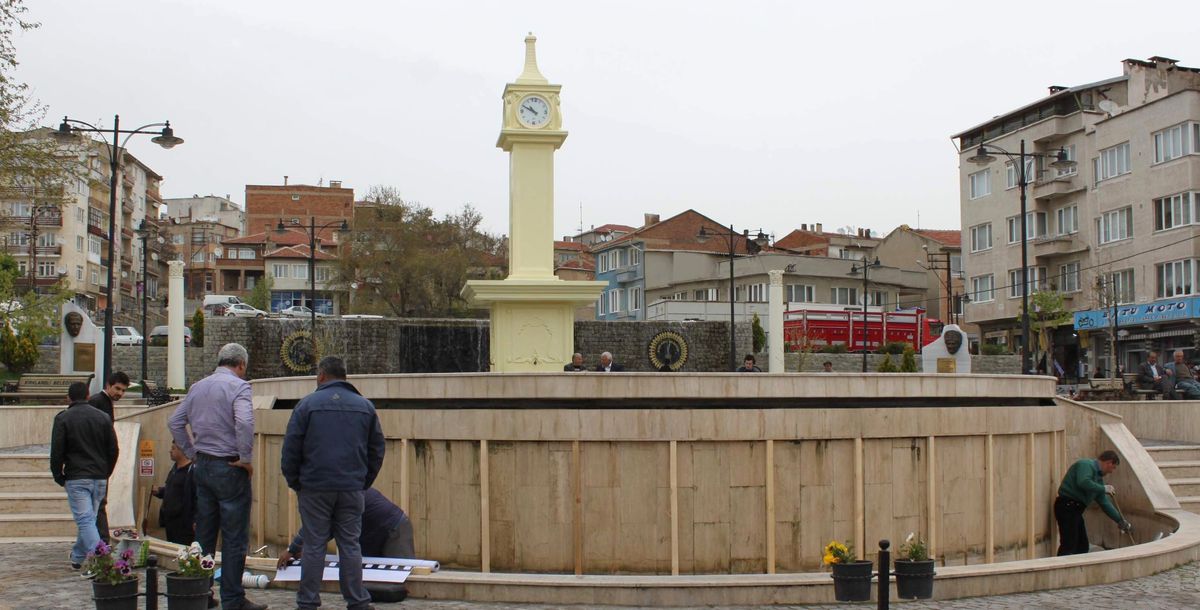 Kırklareli\'deki Havuzlara Süsleme