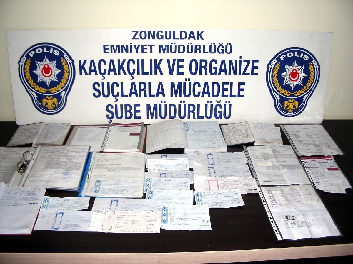 Kom Ekiplerinden Tefeci Operasyonu