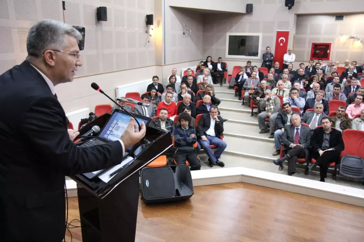 Mia, Tesis Sahiplerini Heyecanlandırdı