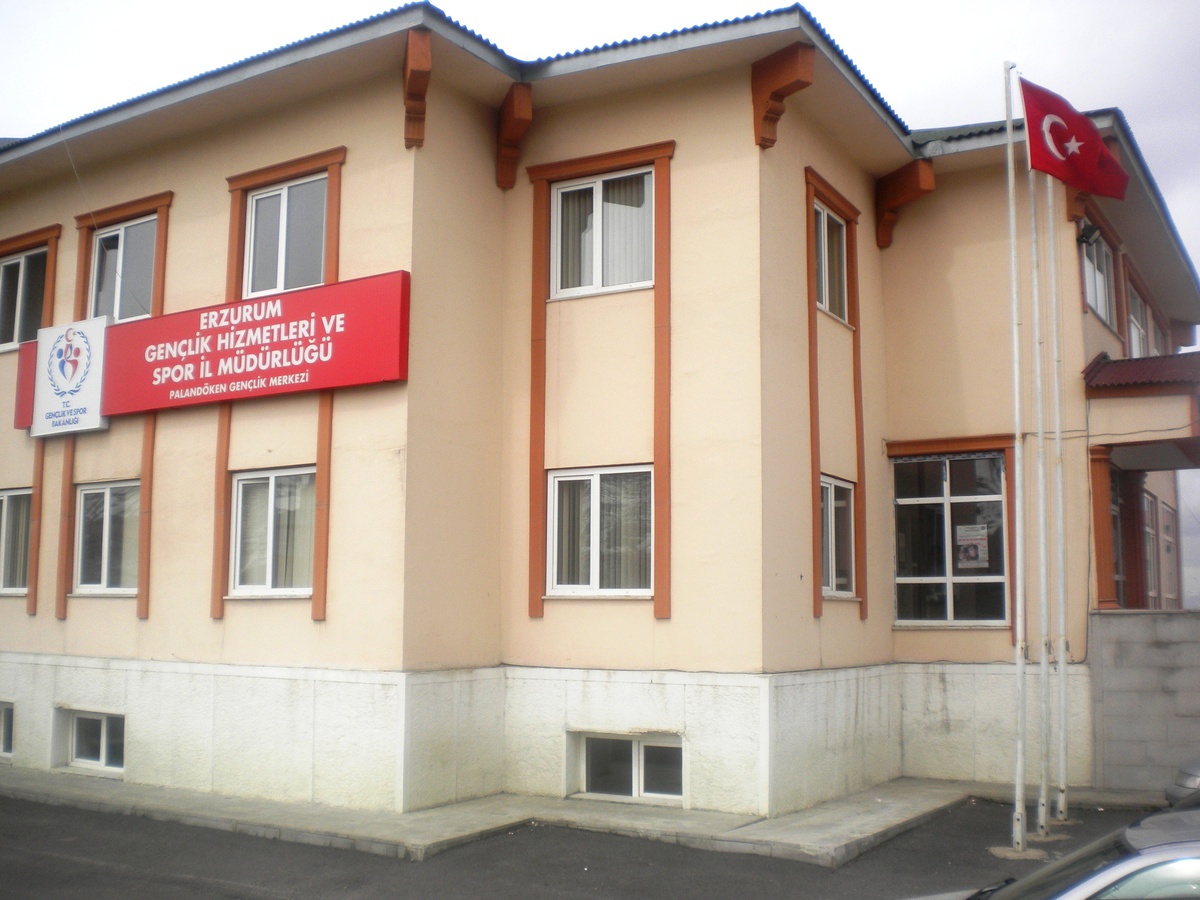 Palandöken Gençlik Merkezi\'nden 23 Nisan Programı