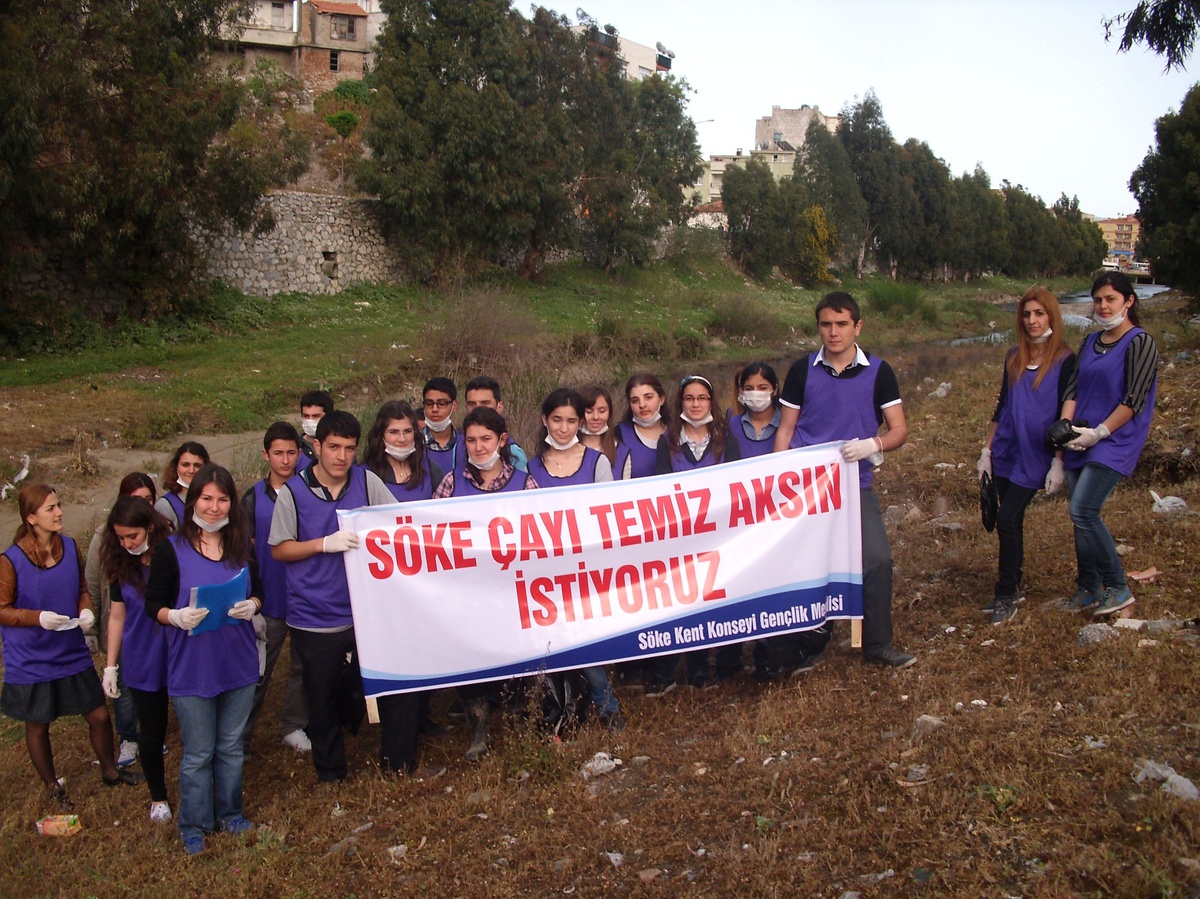 Söke Gençlik Meclisi; Söke Çayının Temizliği İçin Dikkat Çekti