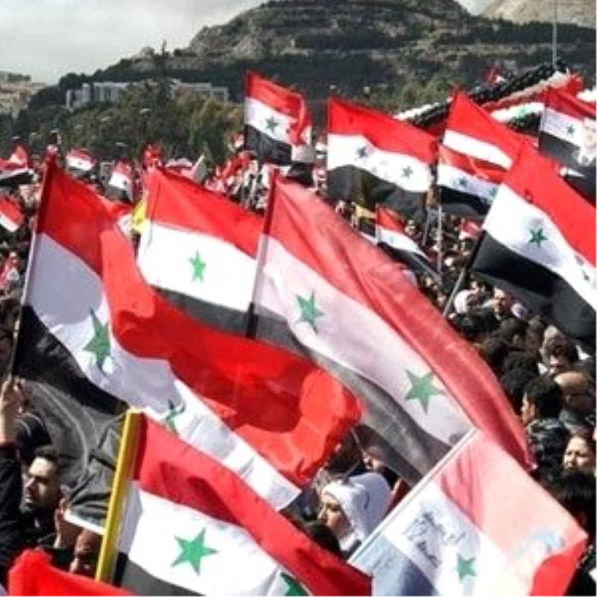 Suriye Muhalefeti, Rusya ile İlişkileri Kesmeyeceklerine Söz Verdi