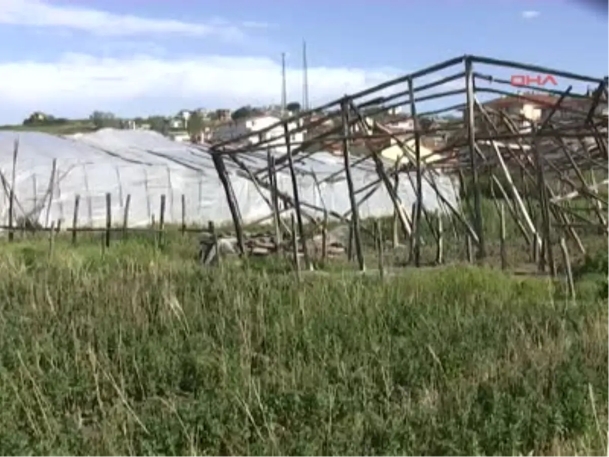 Yalova\'da Binin Üzerinde Sera Yerle Bir Oldu