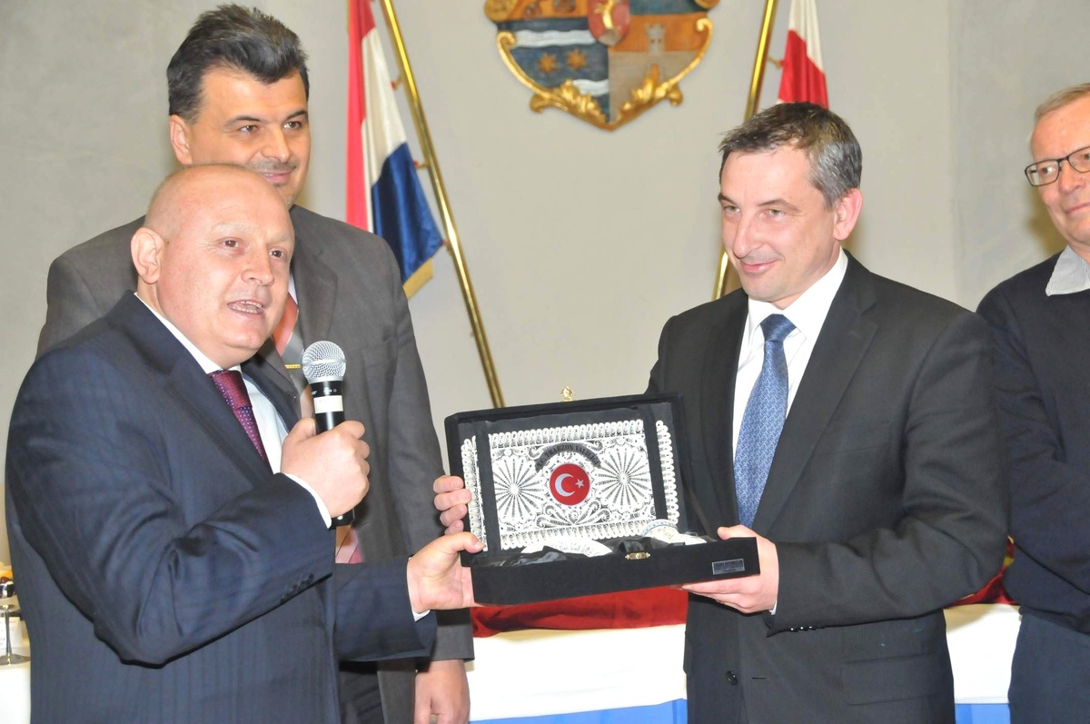 2014 Dünya Liseler Hentbol Şampiyonası\'na Doğru