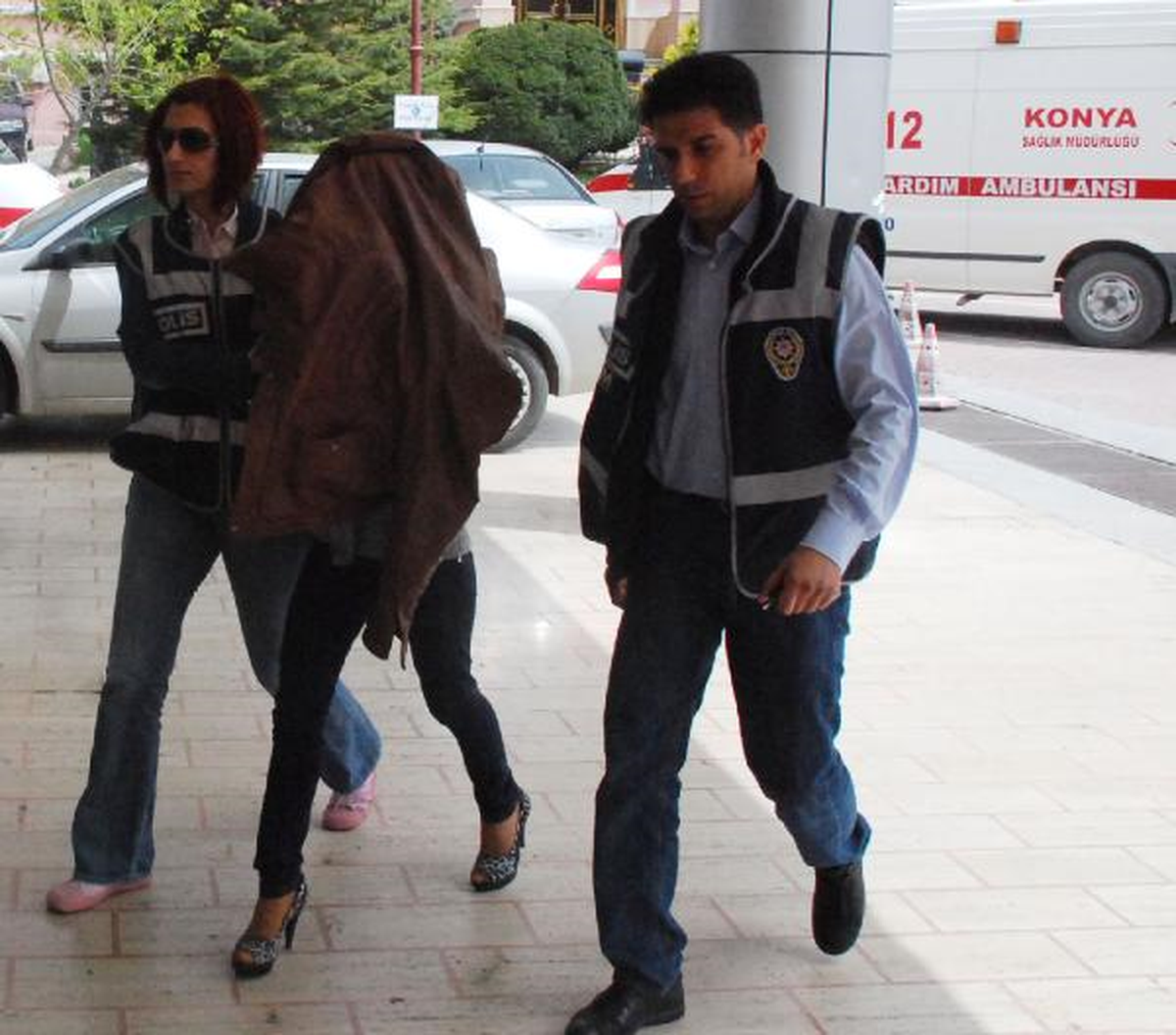 Aynı Poşette Eroin ve Fare Zehri
