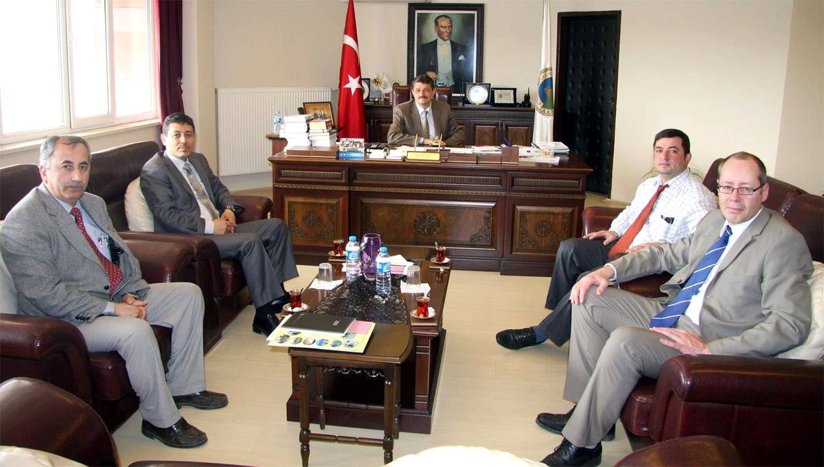 Belediyeye Proje Ortaklarından Ziyaret