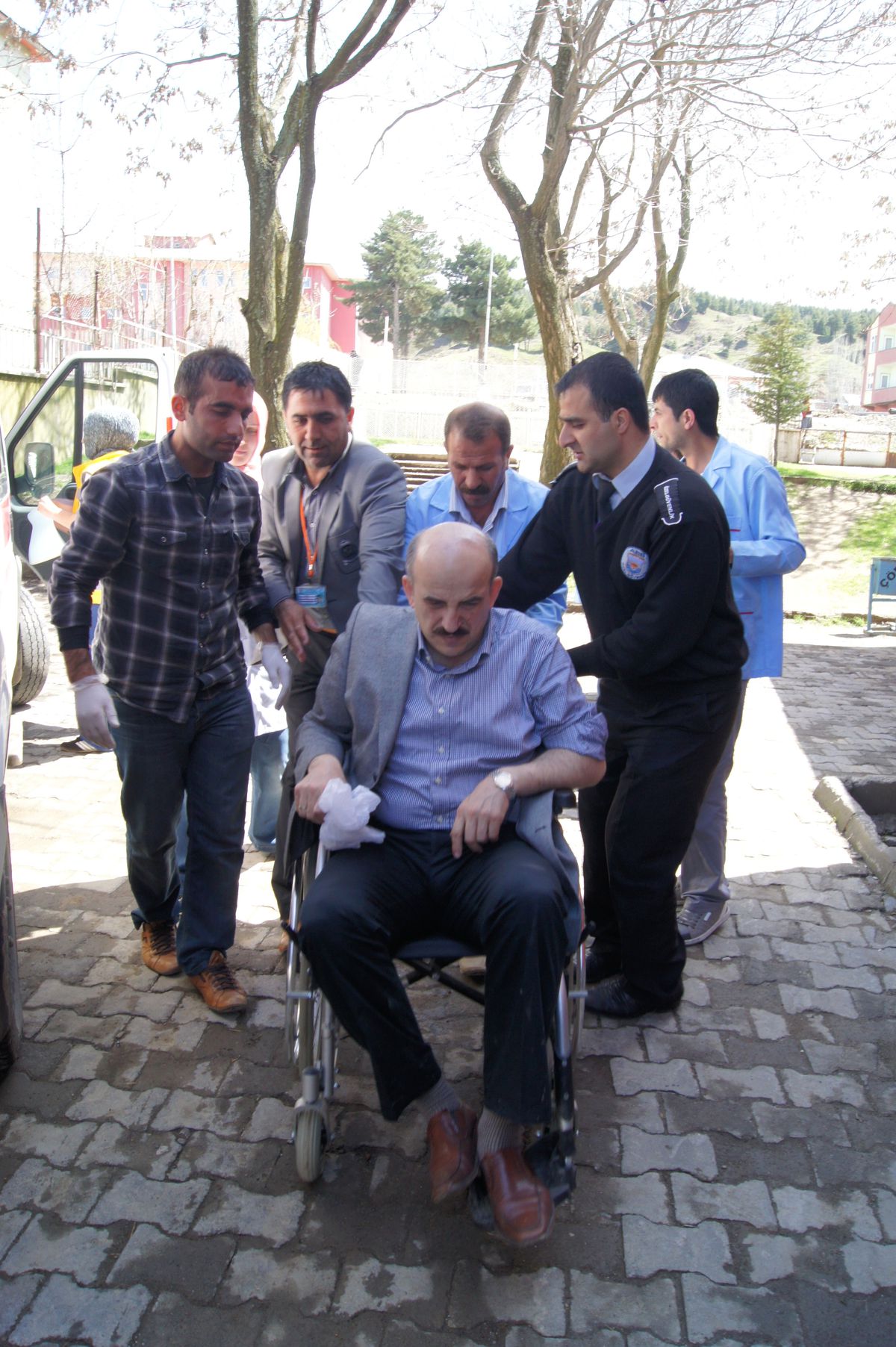 Bingöl-Diyarbakır Karayolunda Trafik Kazası: 4 Yaralı