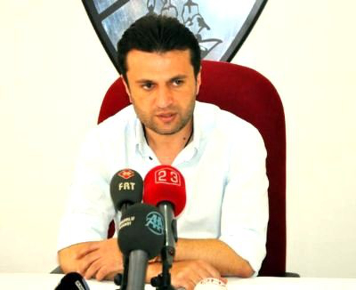 Bülent Uygun, Kendini Eleştiren Yazarlara 'Bunak' Dedi