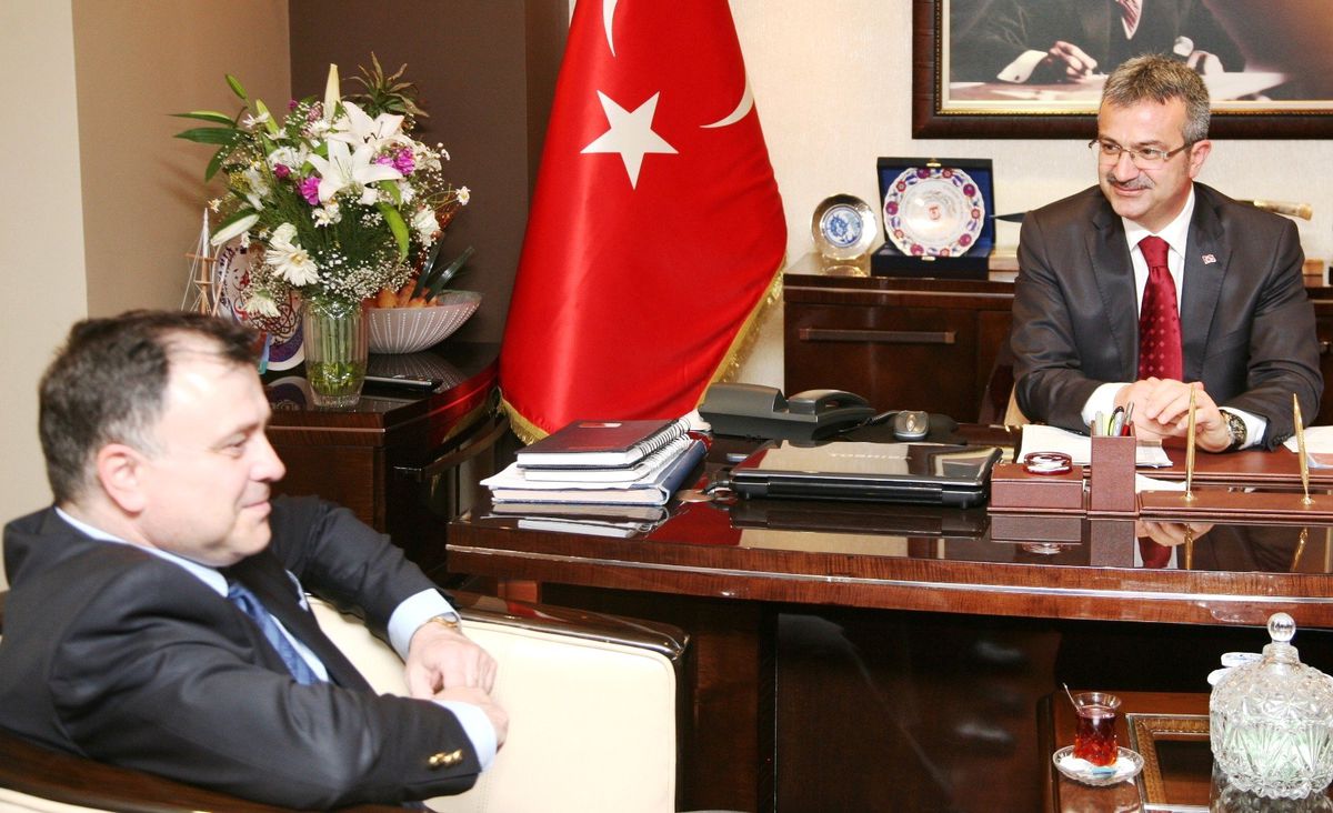 Bulgaristan Başkonsolosu Başkan Köşker'i Ziyaret Etti