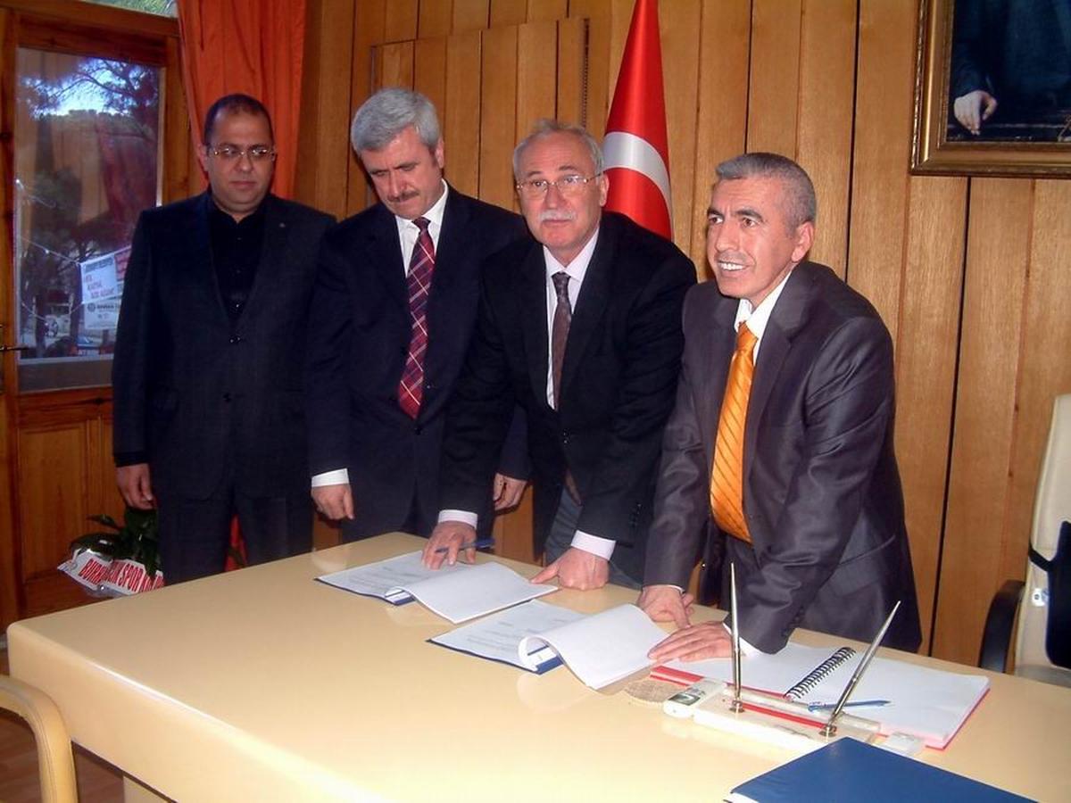 Burhaniye'de Okullar Hayat Olacak