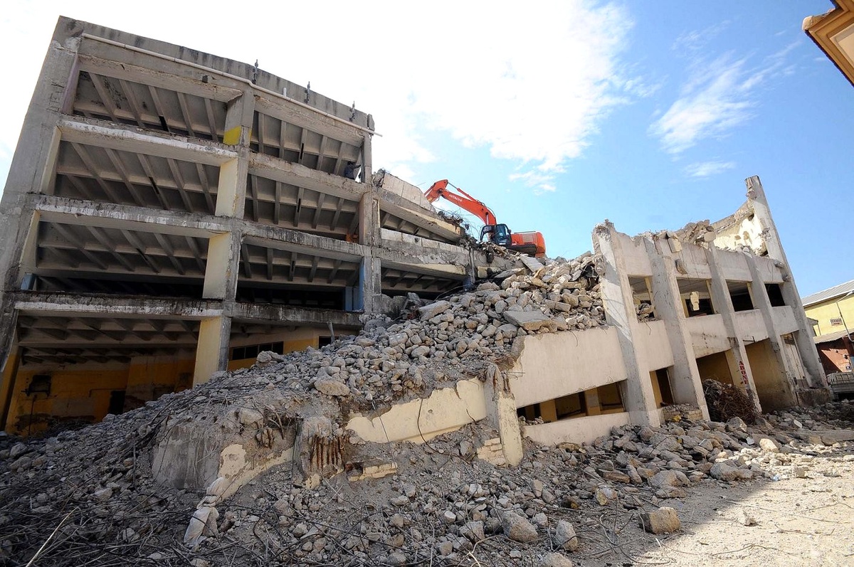 Büyükşehir\'den Kemeraltı\'na Yeni Çekim Merkezi