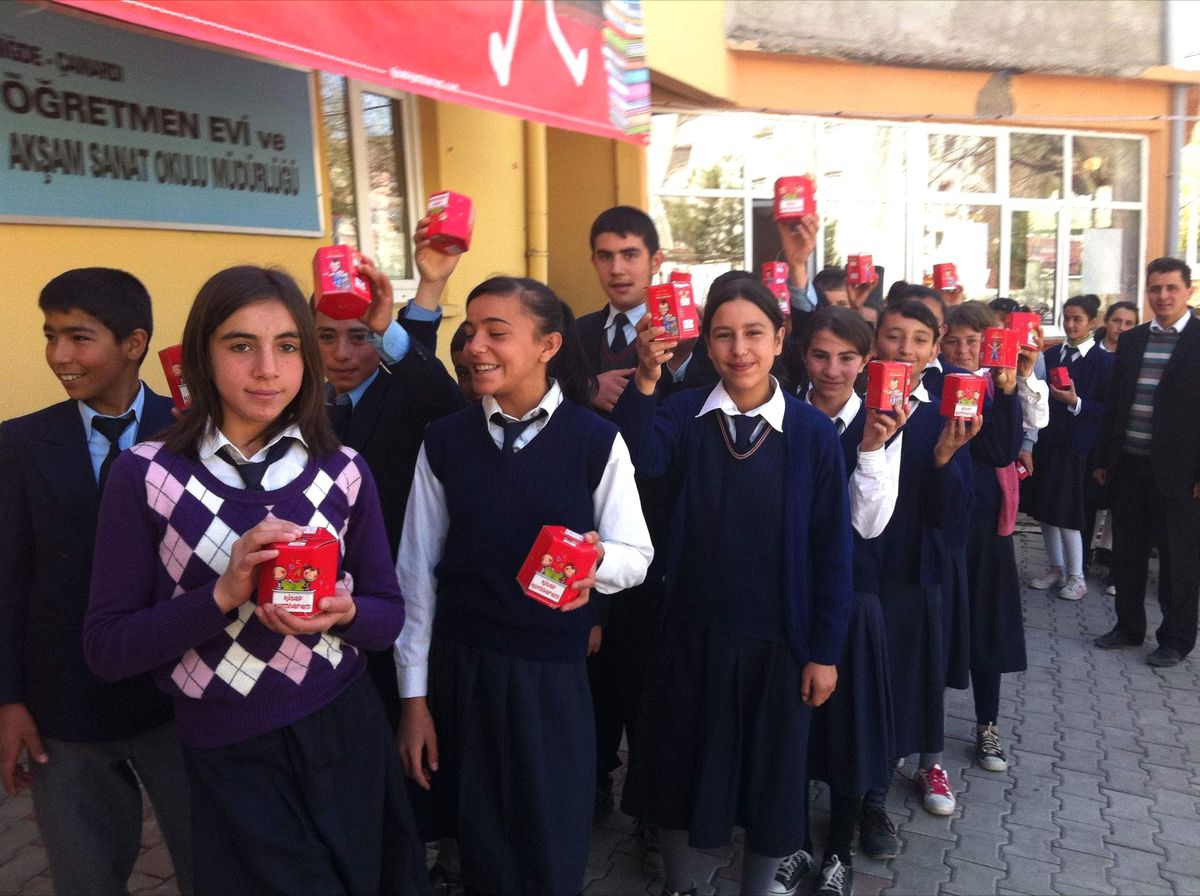 Çamardı İlçesinde Kitap Fuarı Açıldı