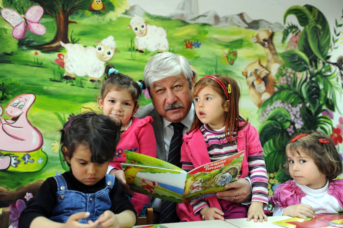 Çocuklara Çok Özel Hediye