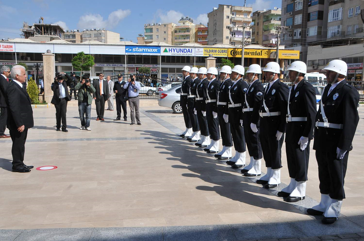Cumhurbaşkanı Eroğlu Valiyi Ziyaret Etti