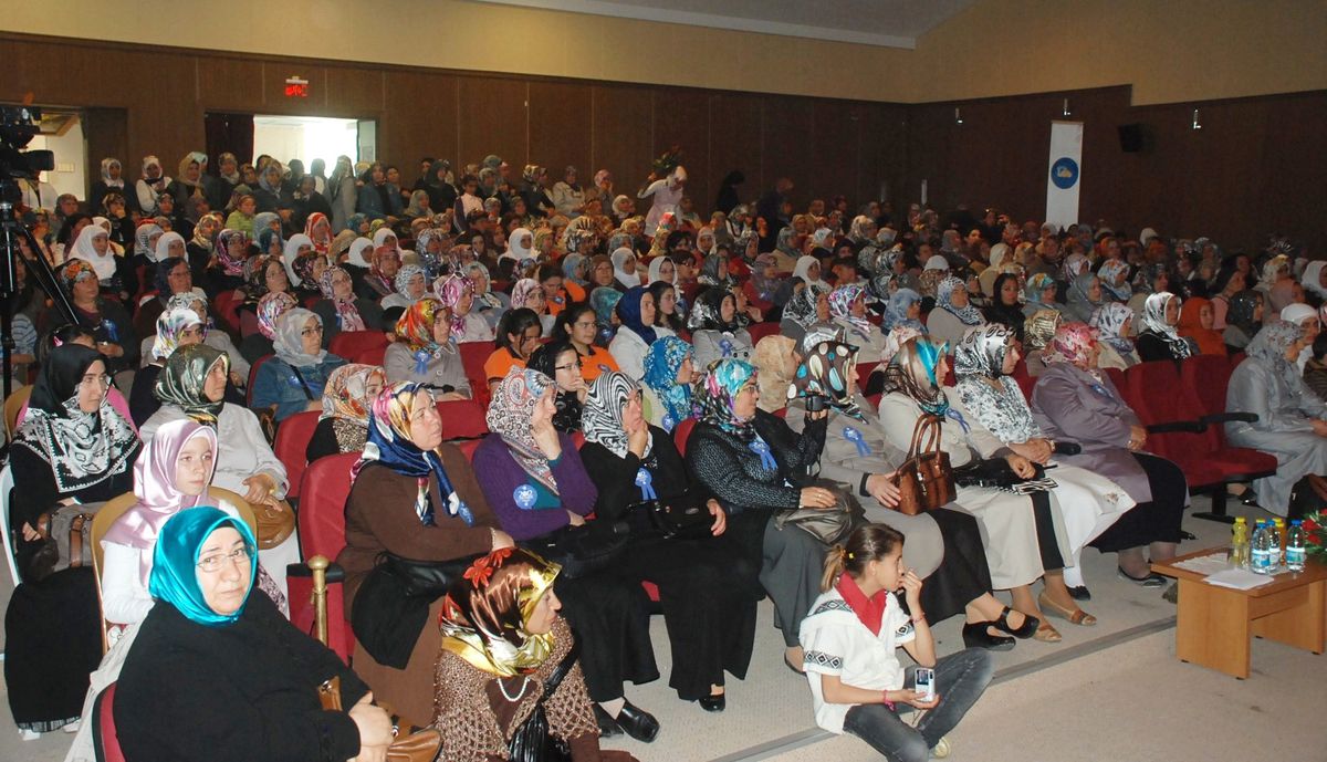 Didimli Bayanlardan Kutlu Doğum Etkinliğine Büyük İlgi