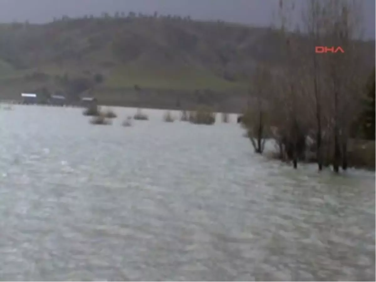 Mahsur Kalan Balıkçıları AFAD Kurtardı