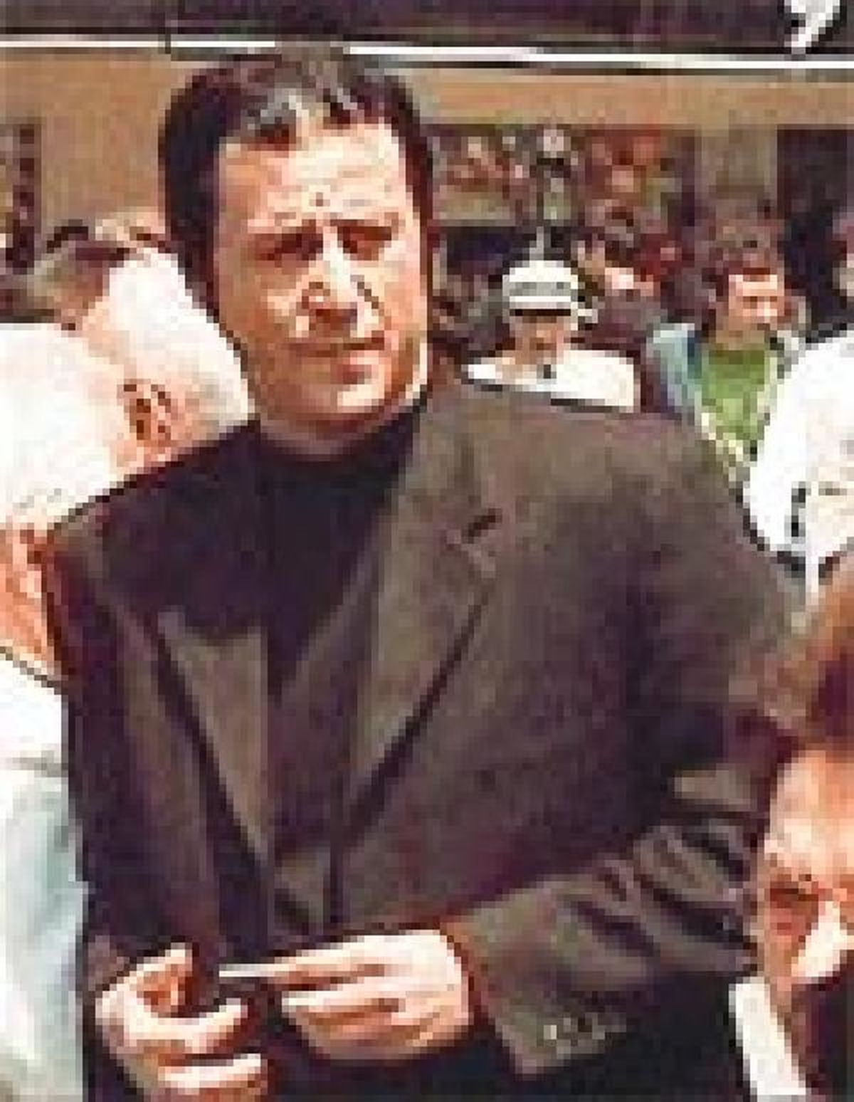 İzmir\'de Etnik Ayrımcılığa Gözaltı