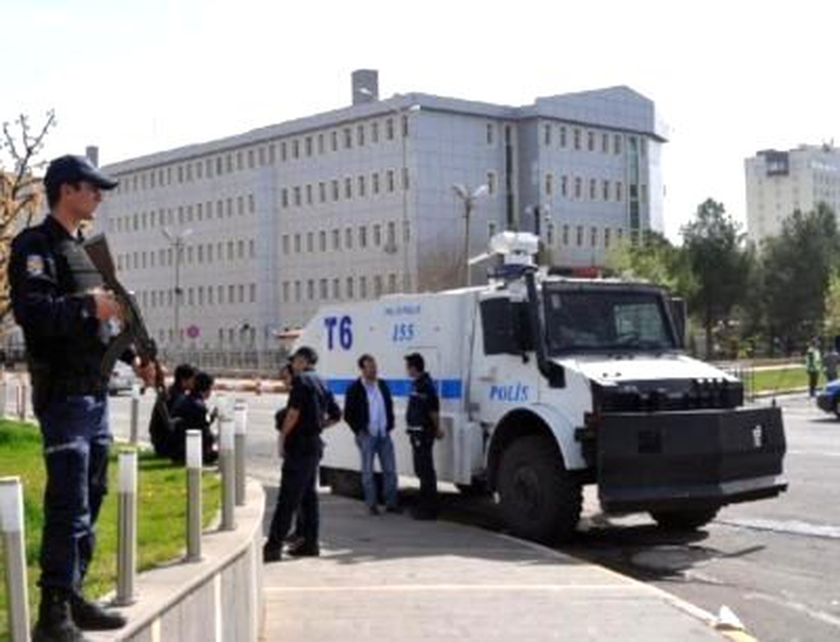 Kck/tm Davasında Yargılanan Milletvekili Irmak: Benim Olmam Gereken Yer Parlamento