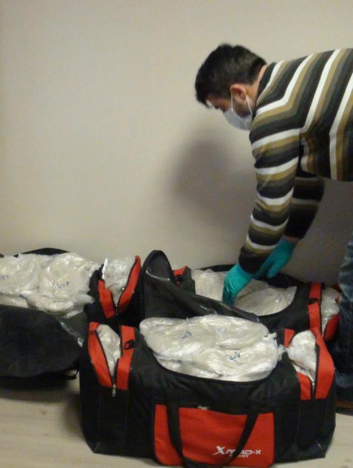 Kocaeli Polisinin İstanbul\'a Kadar Takip Ettiği Araçta 93 Kilo Eroin Ele Geçirildi