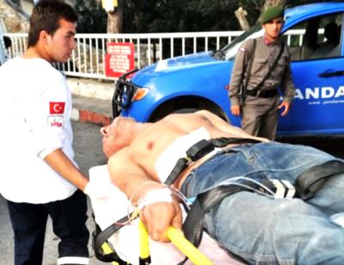 Müteahhit, İki Çalışanını Tabancayla Vurdu