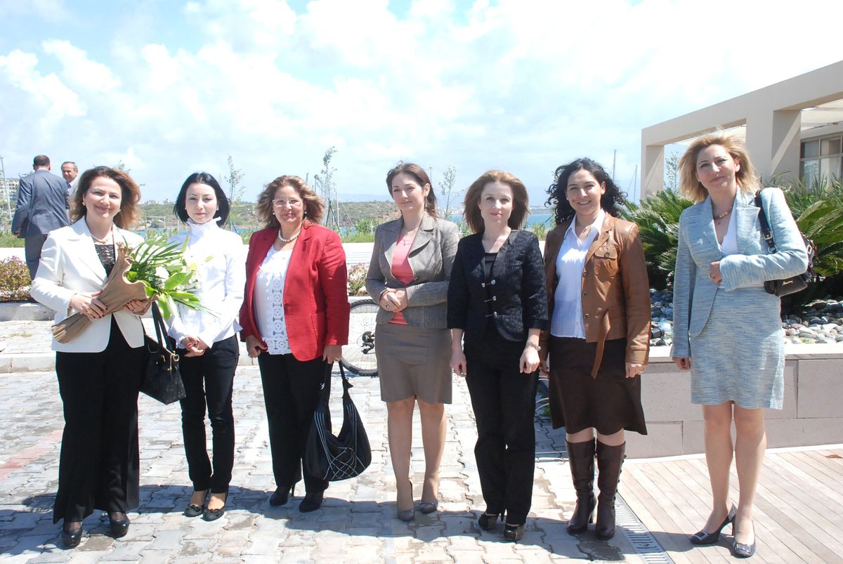 Protokol Eşleri Didim'de Toplandı