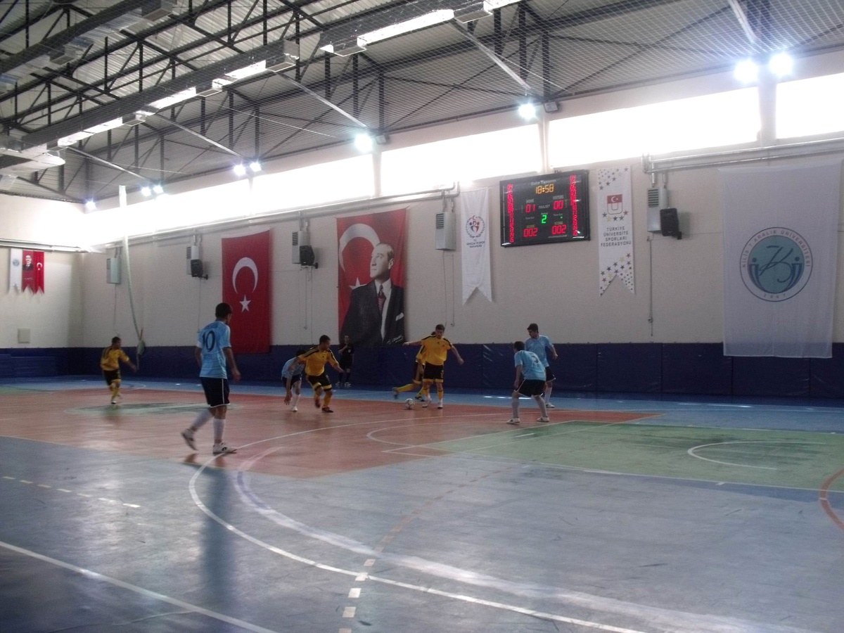 Salon Futbolu Deplasmanlı Lig Müsabakaları