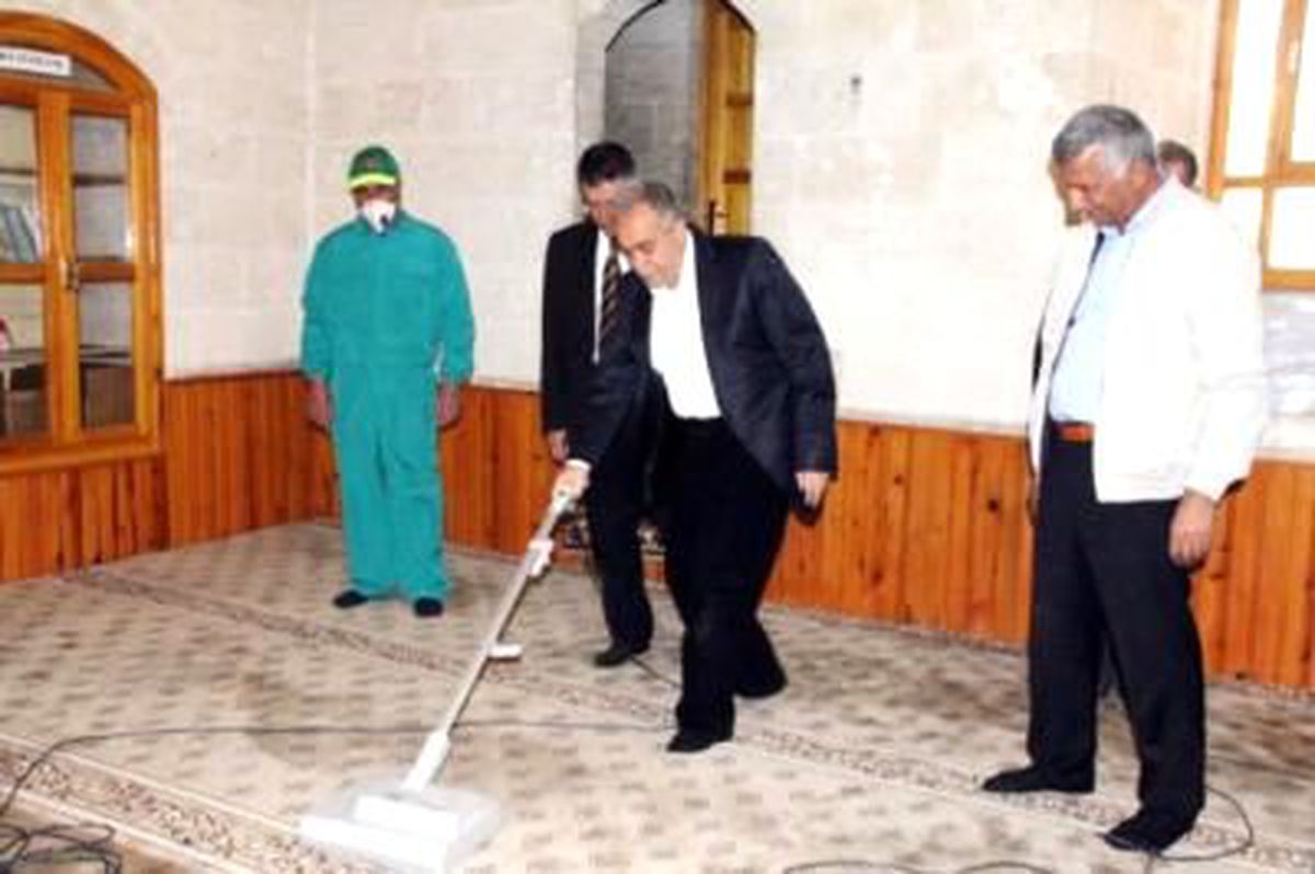 Şanlıurfa\'da 200 Camide Temizlik Yapılıyor