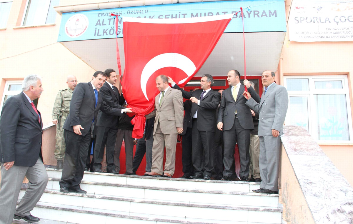 Şehit Astsubayın İsmi Mezun Olduğu Okula Verildi