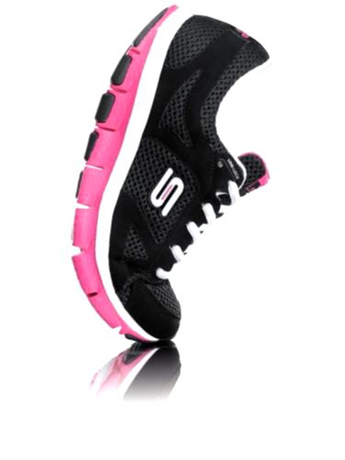 Skechers 2012 İlkbahar Yaz Modellerini Tanıttı