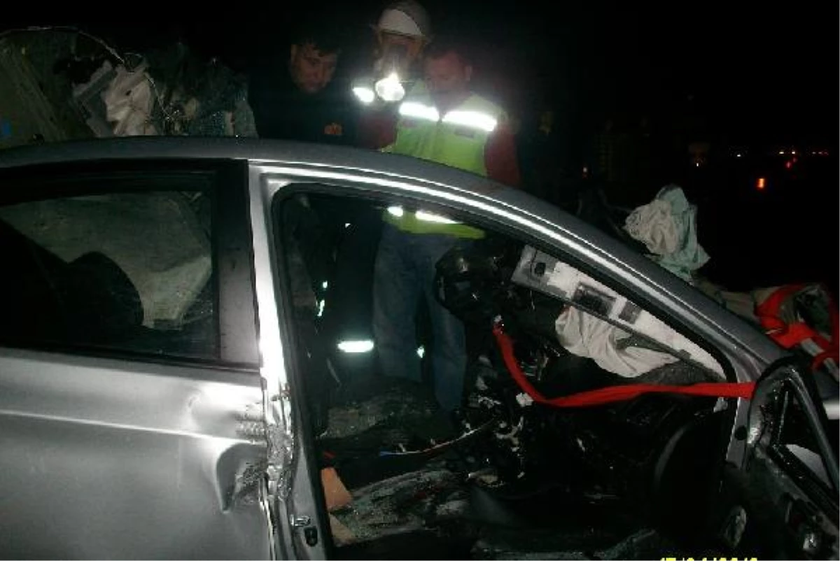 Tem\'de 200 Kilometre Hızla Gelen Kaza: 1 Ölü, 1 Ağır Yaralı