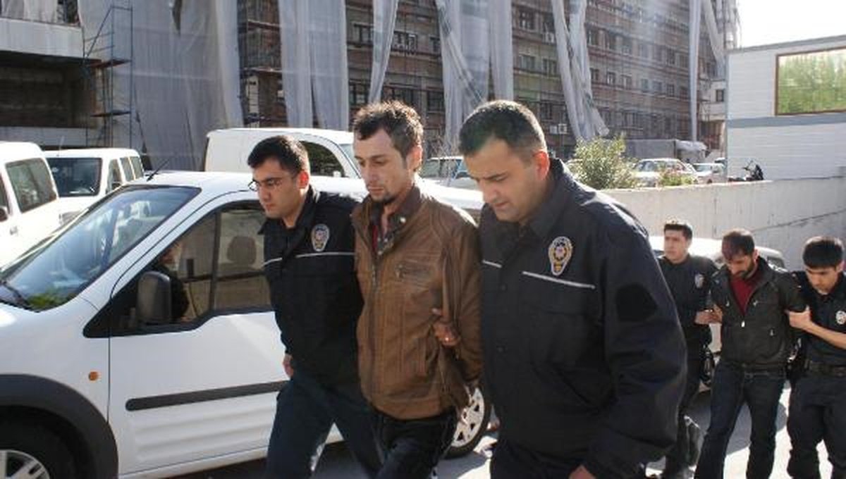 15 Kilo Patlayıcıyla İlgili Olarak Gözaltında Bulunan 16 Kişi Adliyeye Sevk Edildi