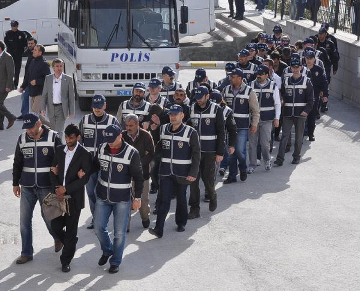500 Polisin Yaptığı Uyuşturucu Operasyonunun Şüphelileri Adliyeye Sevk Edildi