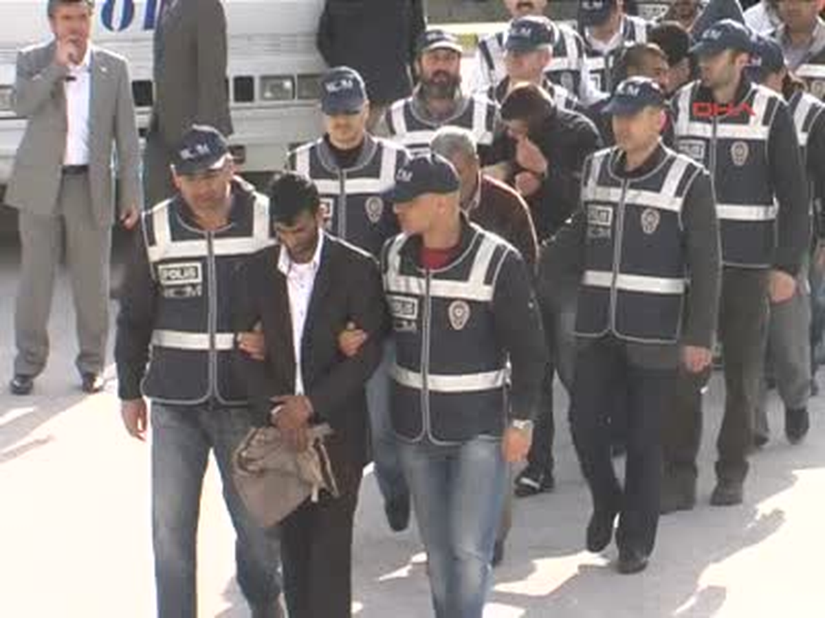 500 Polisin Yaptığı Uyuşturucu Operasyonunun Şüphelileri Adliyeye Sevk Edildi Eskişehir\'de 3 Gün...