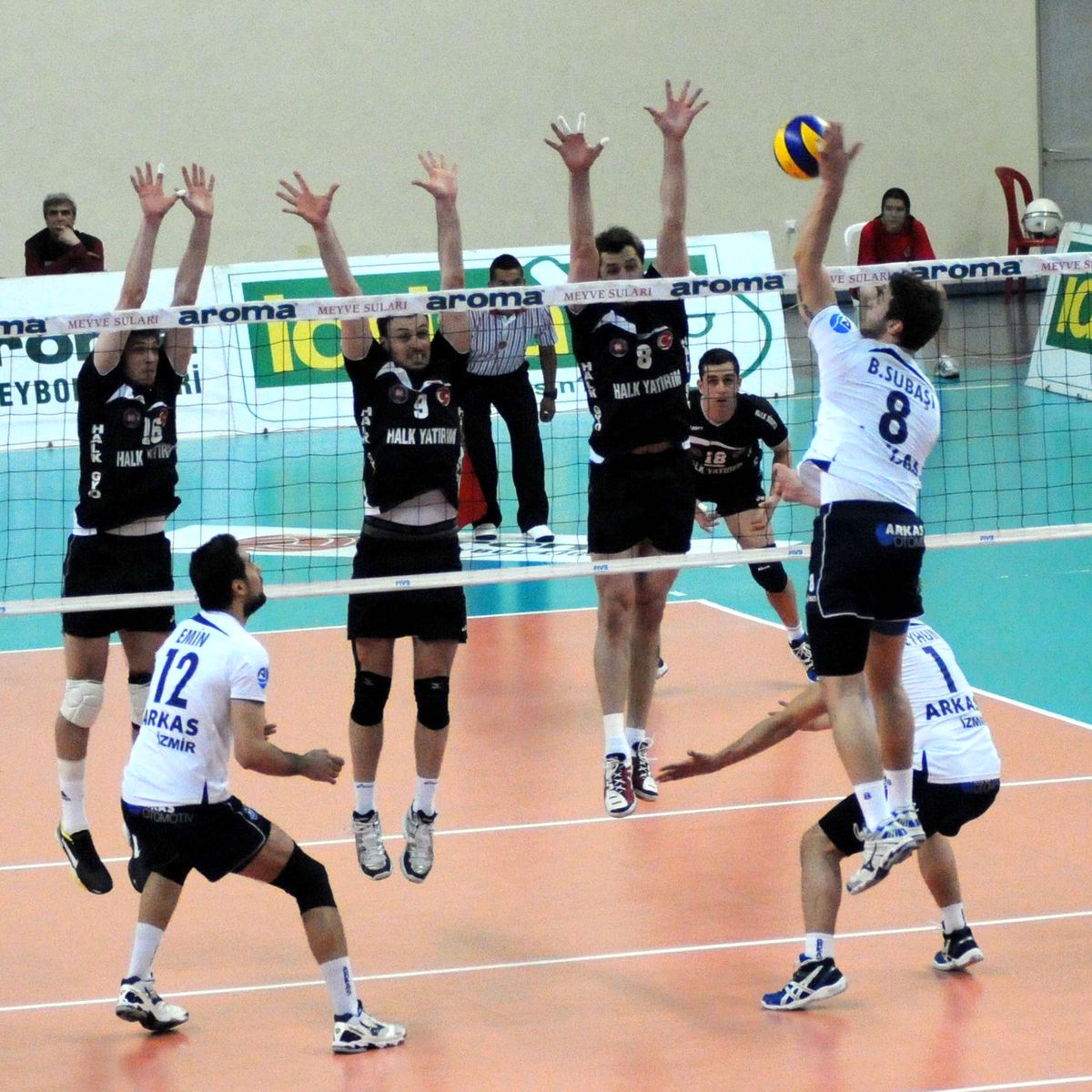 Aroma Erkekler Voleybol 1. Lig