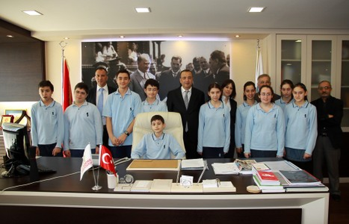 Ataşehir\'e Bir Günlük Çocuk Başkan