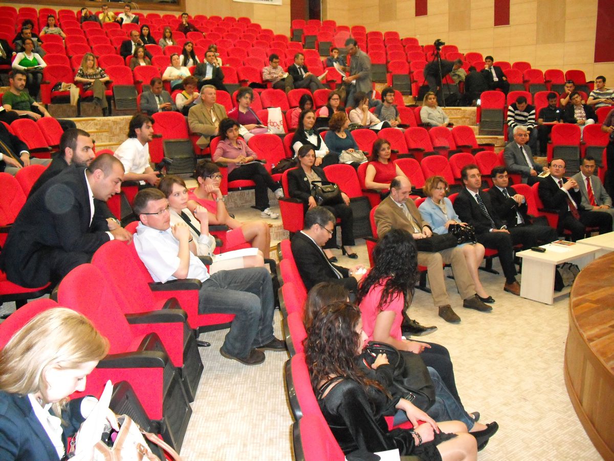 Aü ile Polonya Ekonomi Üniversitesi Ortak Çalışması