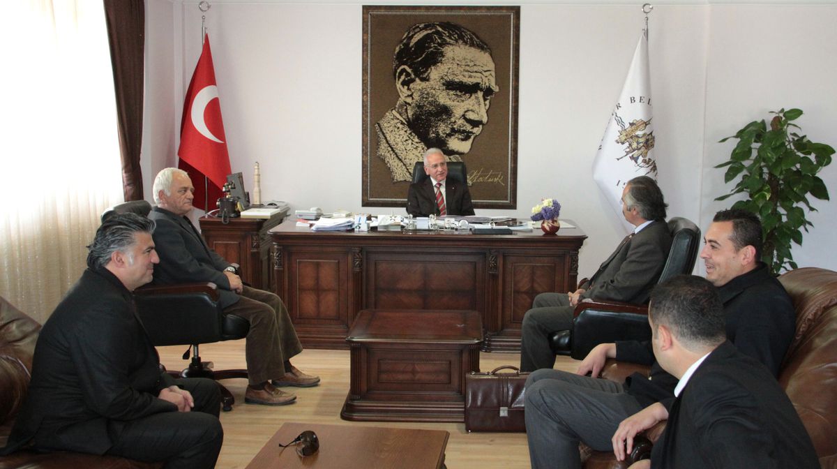 Avcılar Derneği Yeni Yönetimi Burdur Belediye Başkanı Akkaya\'yı Ziyaret Etti
