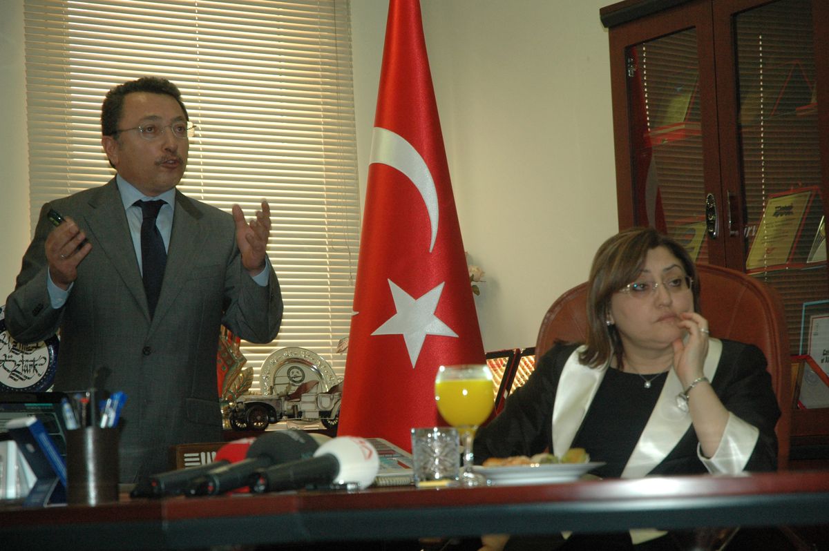 Bakan Şahin \'Sevgi Çocukları\'yla Fidan Dikti